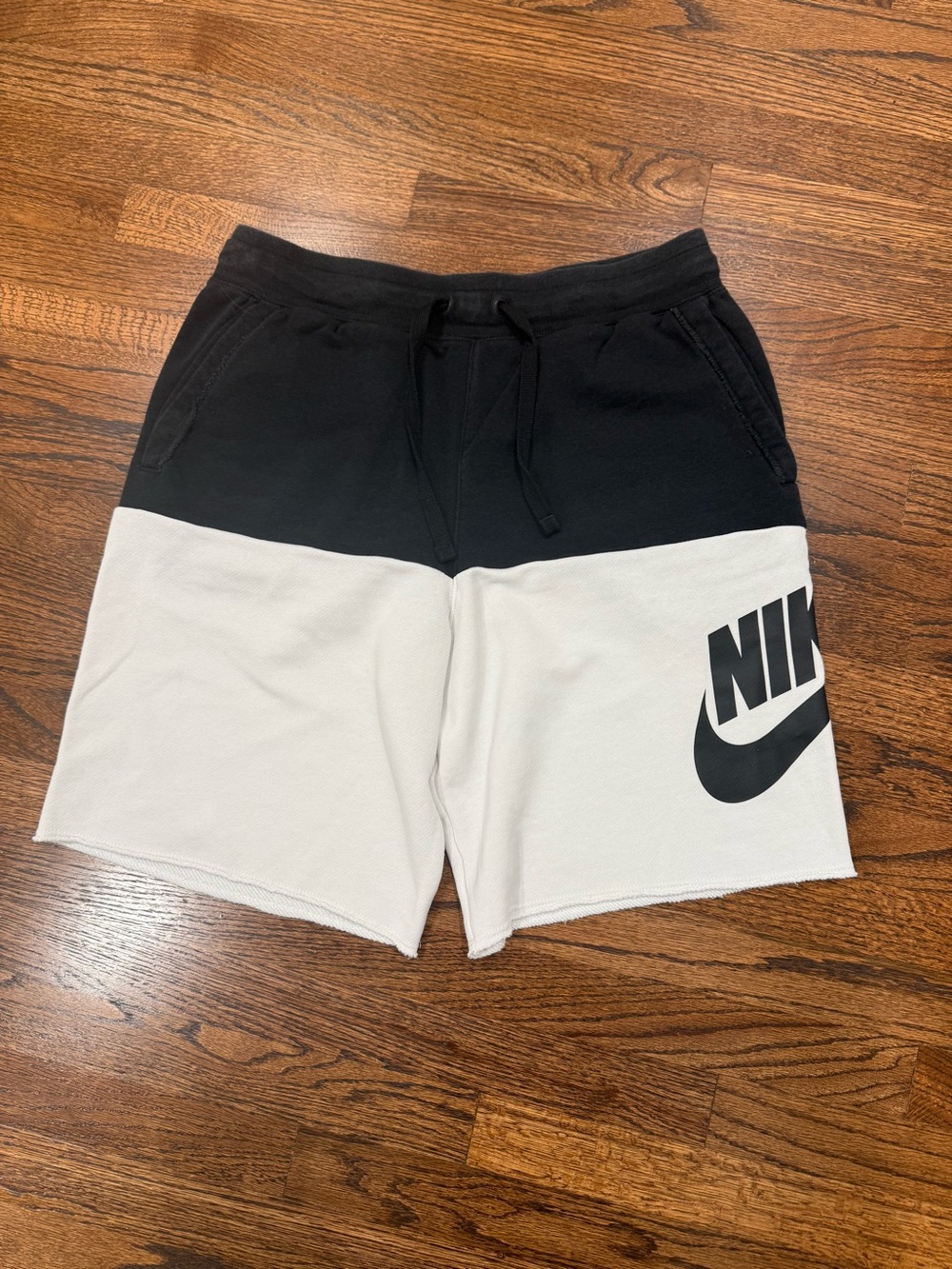 Nike Men's Black and White Colorblock Athletic Shorts